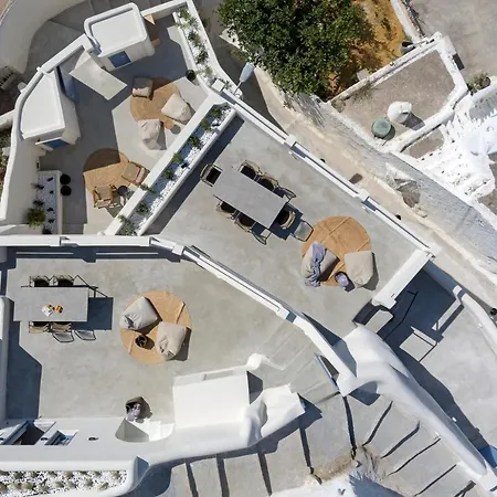 Acave Santorini Vóthon