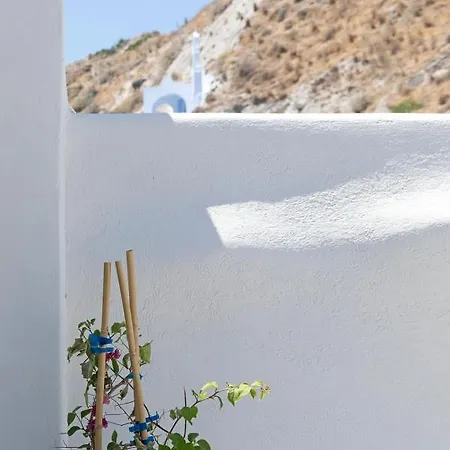 Acave Santorini * Vóthon