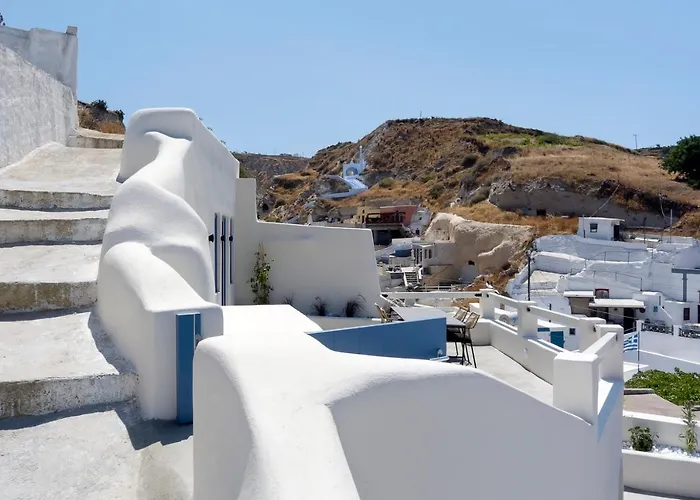 Acave Santorini