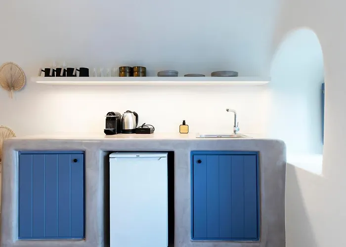 Acave Santorini Vóthon