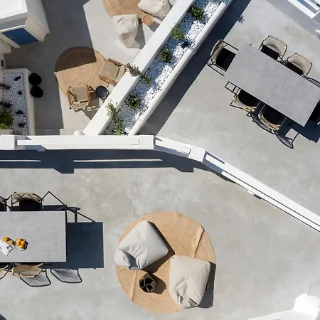 Acave Santorini