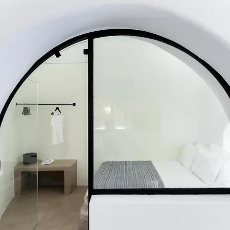 Acave Santorini * Vóthon