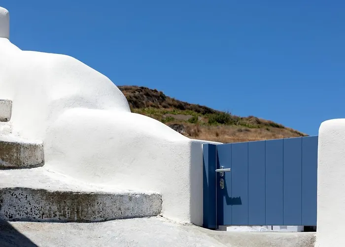 Acave Santorini Vóthon