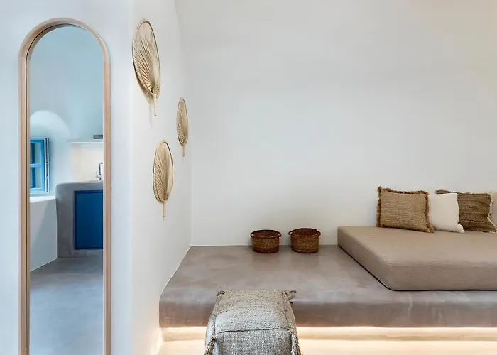 Acave Santorini * Vóthon